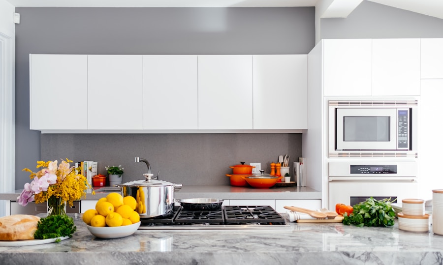 OLIVER 2 Doors Kitchen Wall Cabinet furniture guide